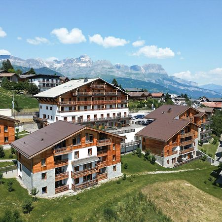 Апарт отель Terresens - Les Fermes Du Mont-Blanc Комблу Экстерьер фото